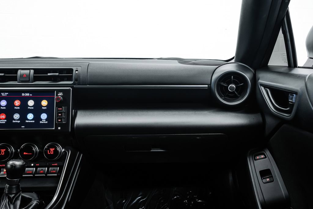 Used 2022 Toyota GR86 image 26