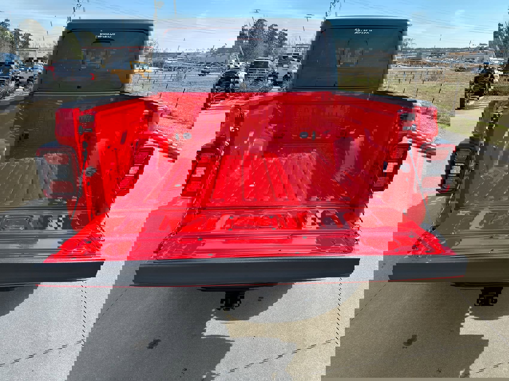 Used 2024 Jeep Gladiator Rubicon w/ Safety Group image 22