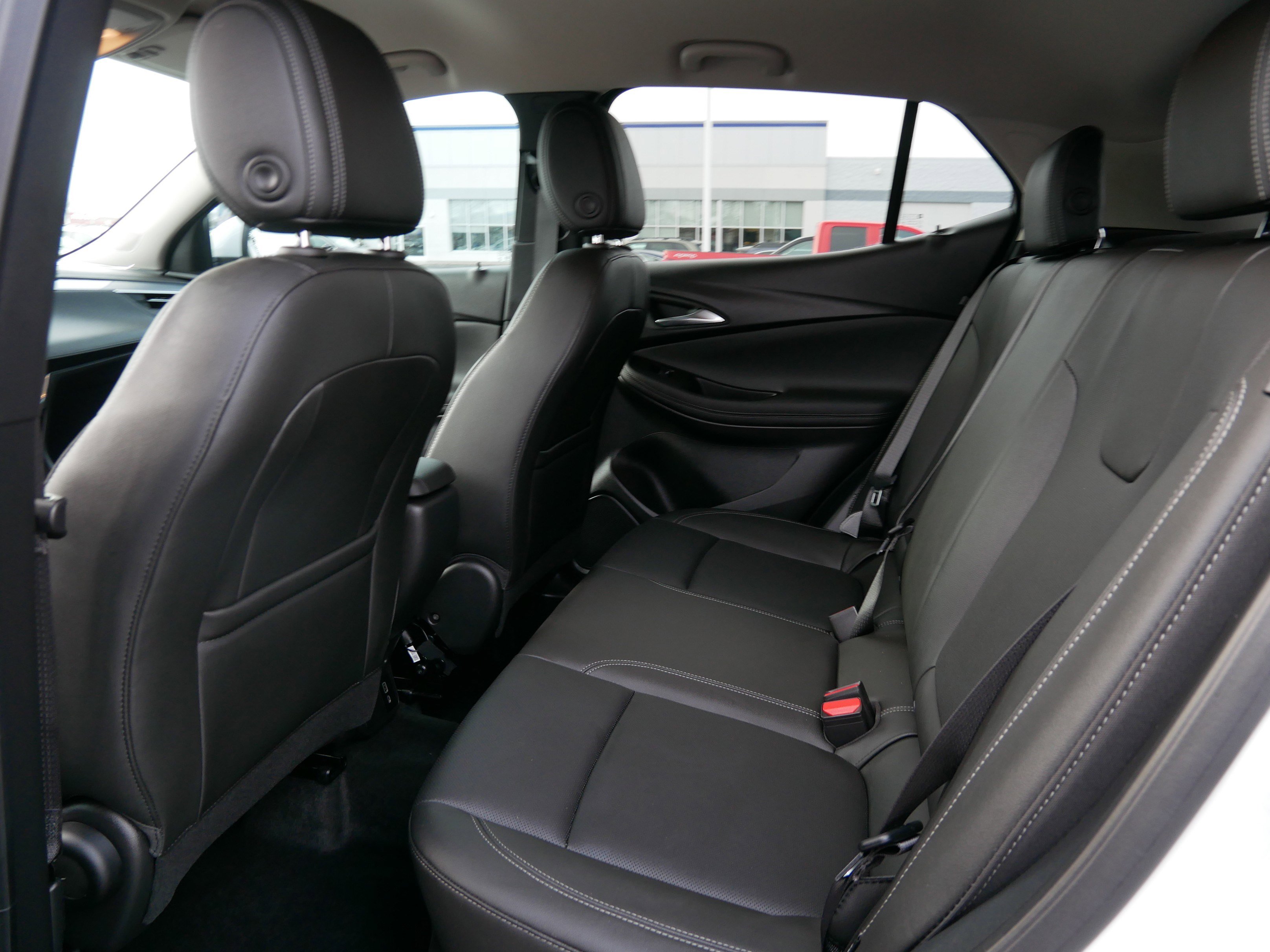 Used 2024 Buick Encore GX Sport Touring image 33