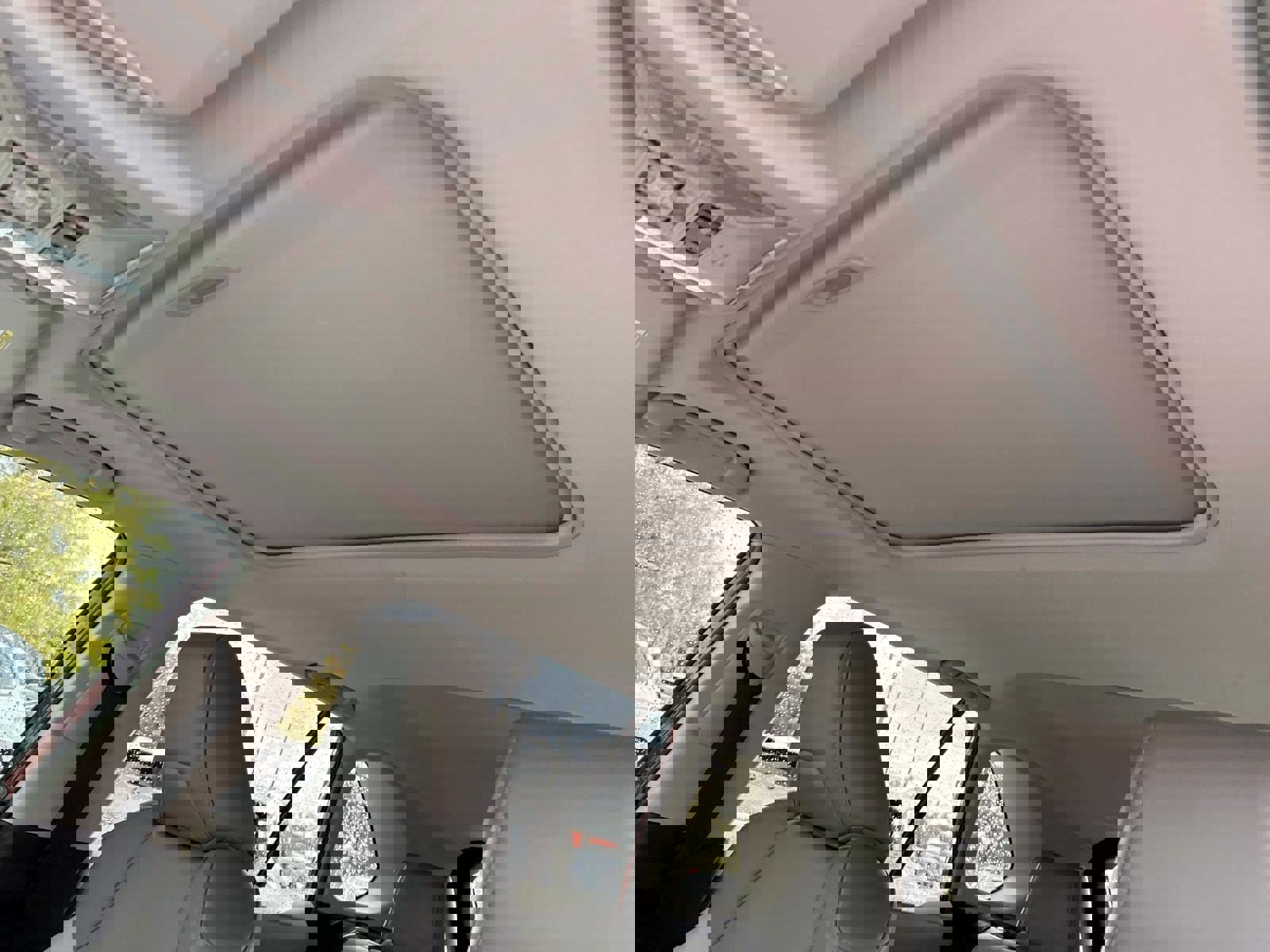 Used 2021 Toyota RAV4 XLE Premium image 22