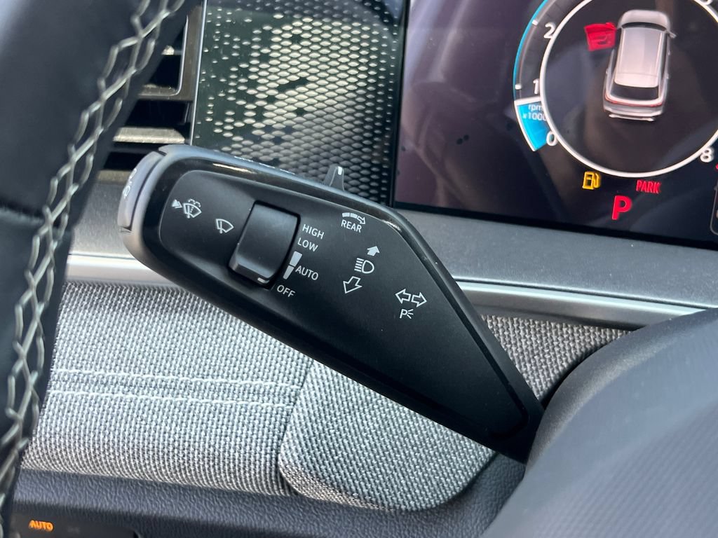 New 2026 Volkswagen Tiguan S AWD/4WD image 28