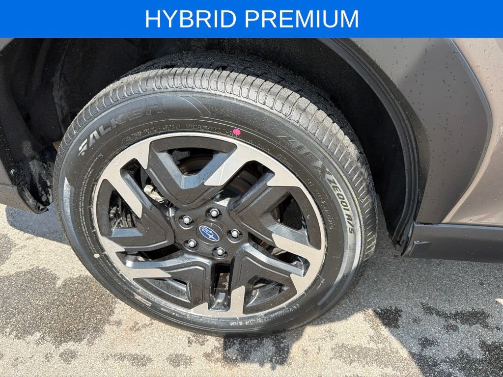 Certified 2025 Subaru Forester Premium AWD/4WD image 36