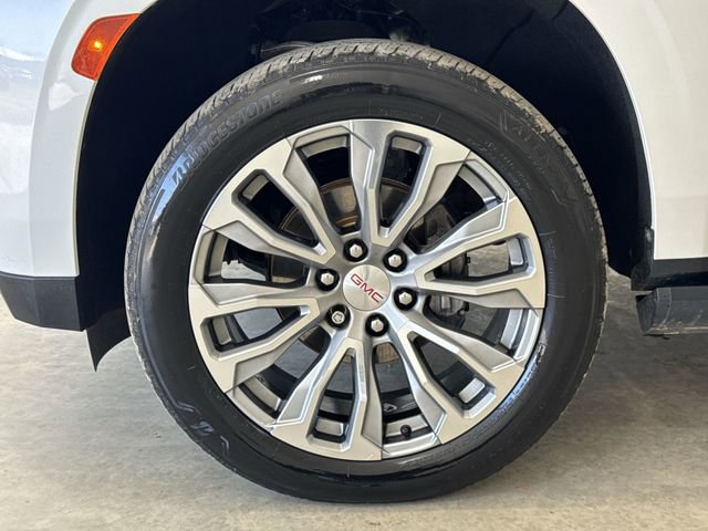 Used 2021 GMC Yukon XL Denali w/ Denali Premium Package image 34