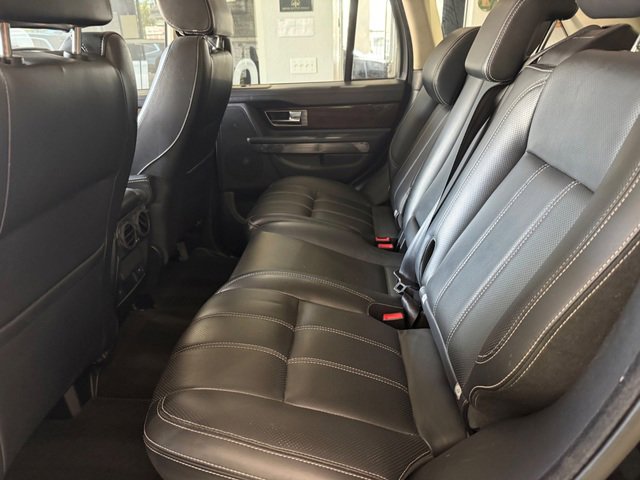 Used 2011 Land Rover Range Rover Sport HSE LUX AWD/4WD image 4
