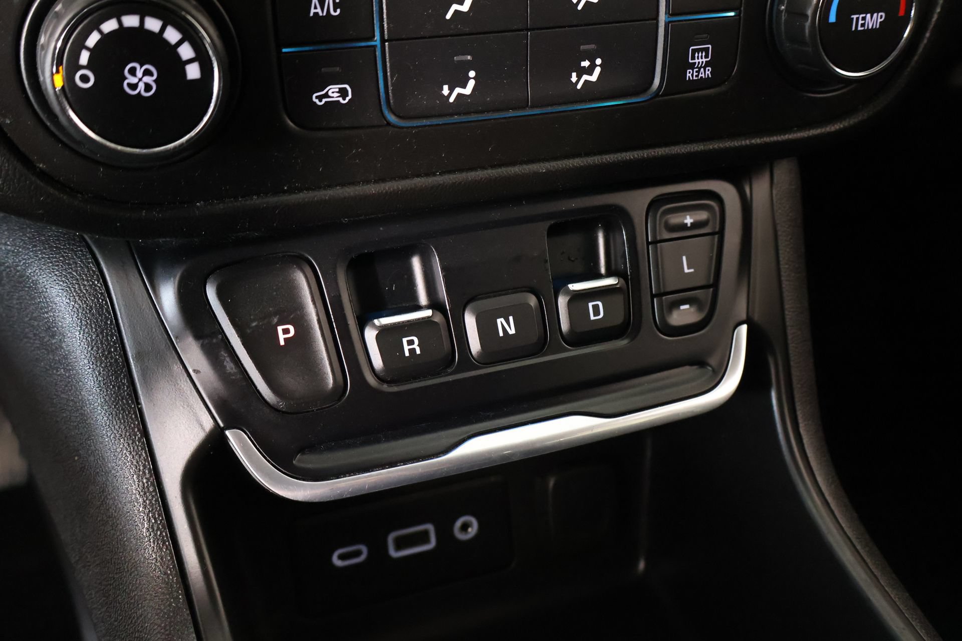 Used 2018 GMC Terrain SLE FWD image 7