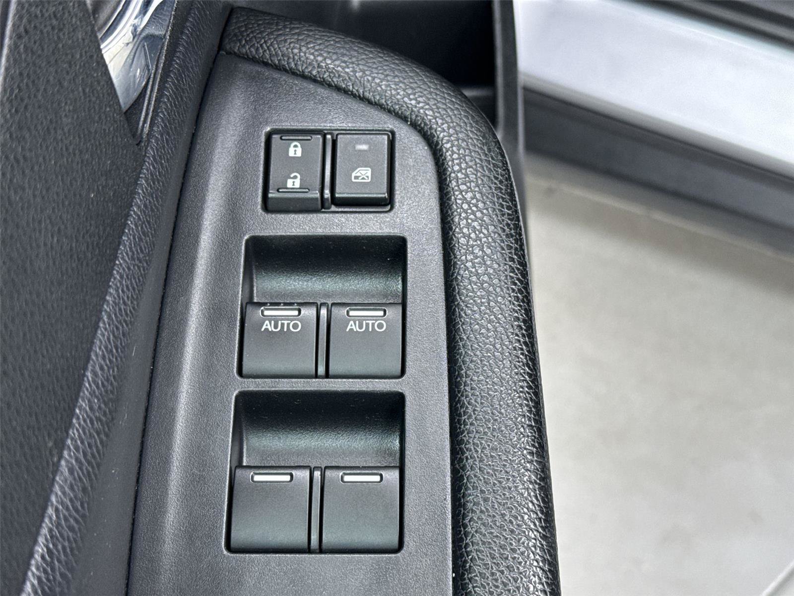 Used 2021 Honda Passport EX-L image 4