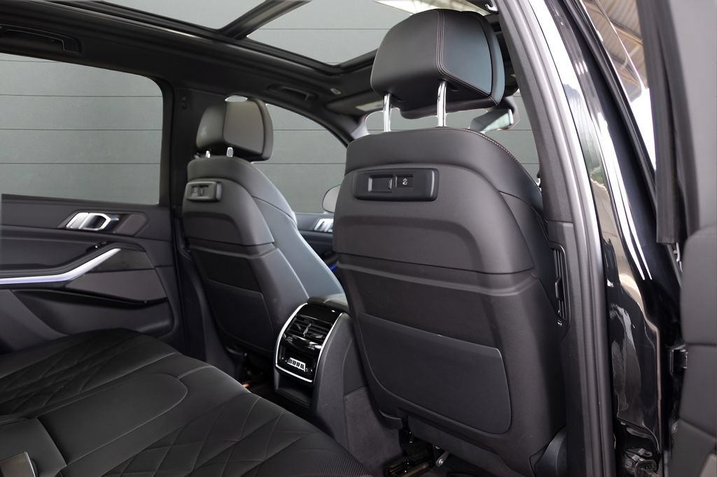 Used 2023 BMW X5 M50i w/ Climate Comfort Package AWD/4WD image 63
