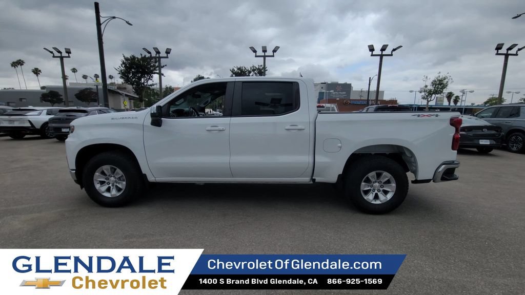 Certified 2022 Chevrolet Silverado 1500 LT AWD/4WD image 5