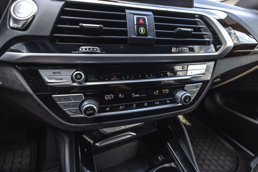 Used 2021 BMW X4 xDrive30i AWD/4WD image 15