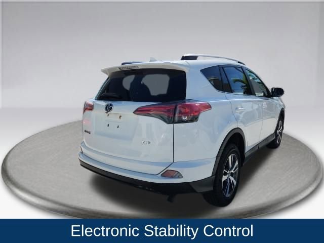Used 2018 Toyota RAV4 XLE image 11