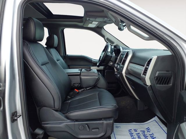 Used 2021 Ford F350 Lariat w/ Camper Package image 15