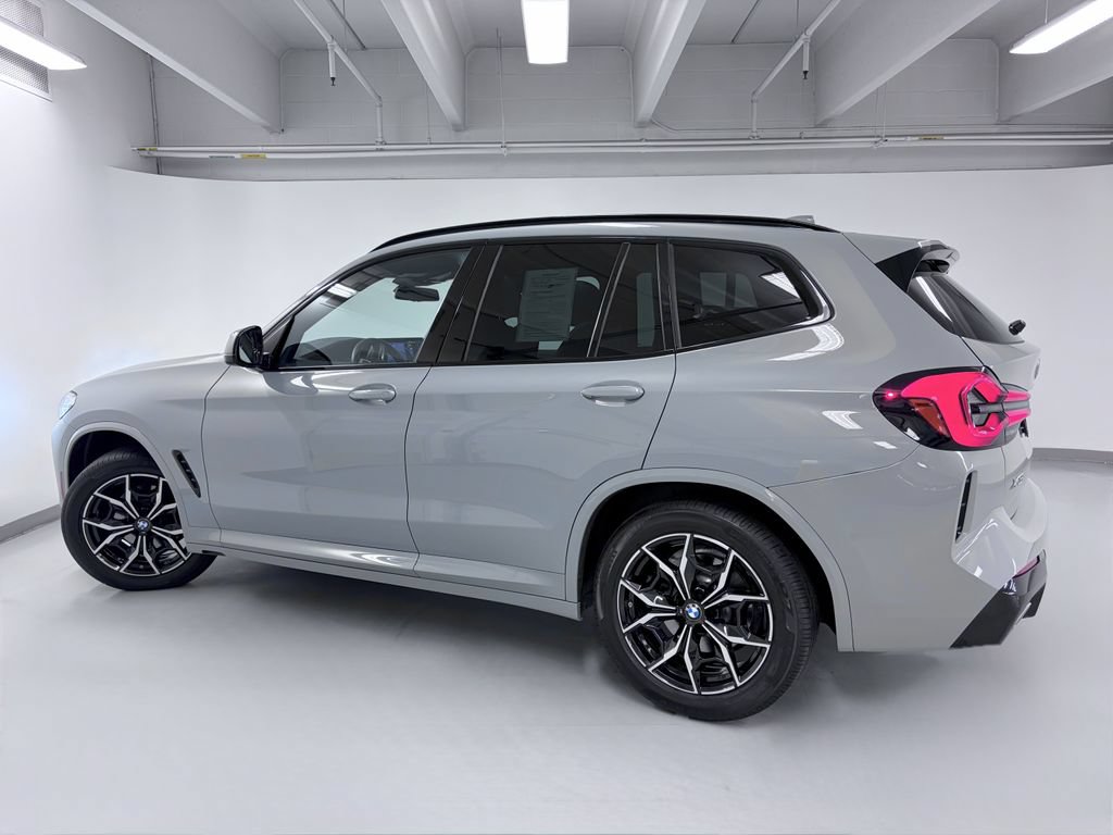 Used 2022 BMW X3 xDrive30i w/ M Sport Package 2 AWD/4WD image 7