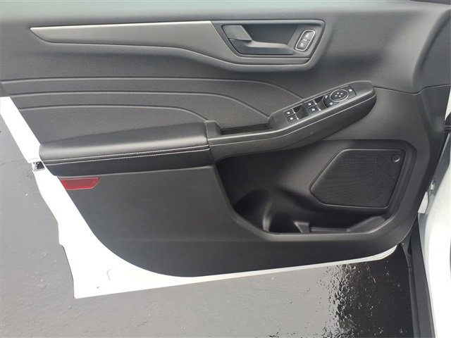 Used 2023 Ford Escape Active image 11