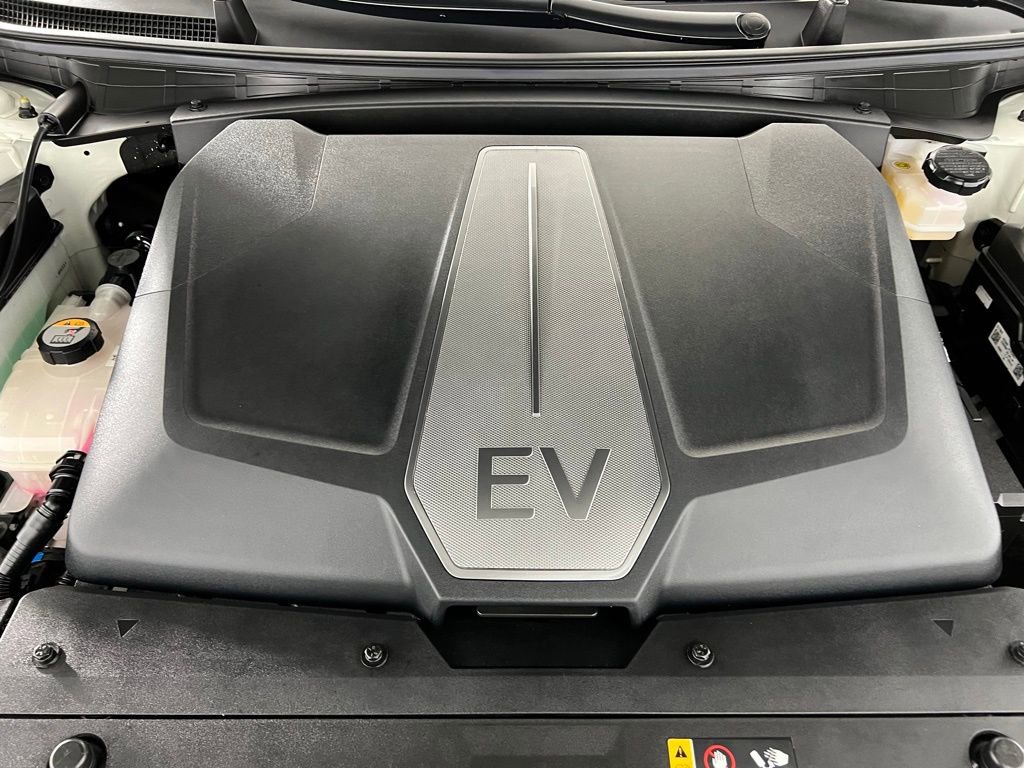 Used 2023 Kia EV6 GT-Line image 36