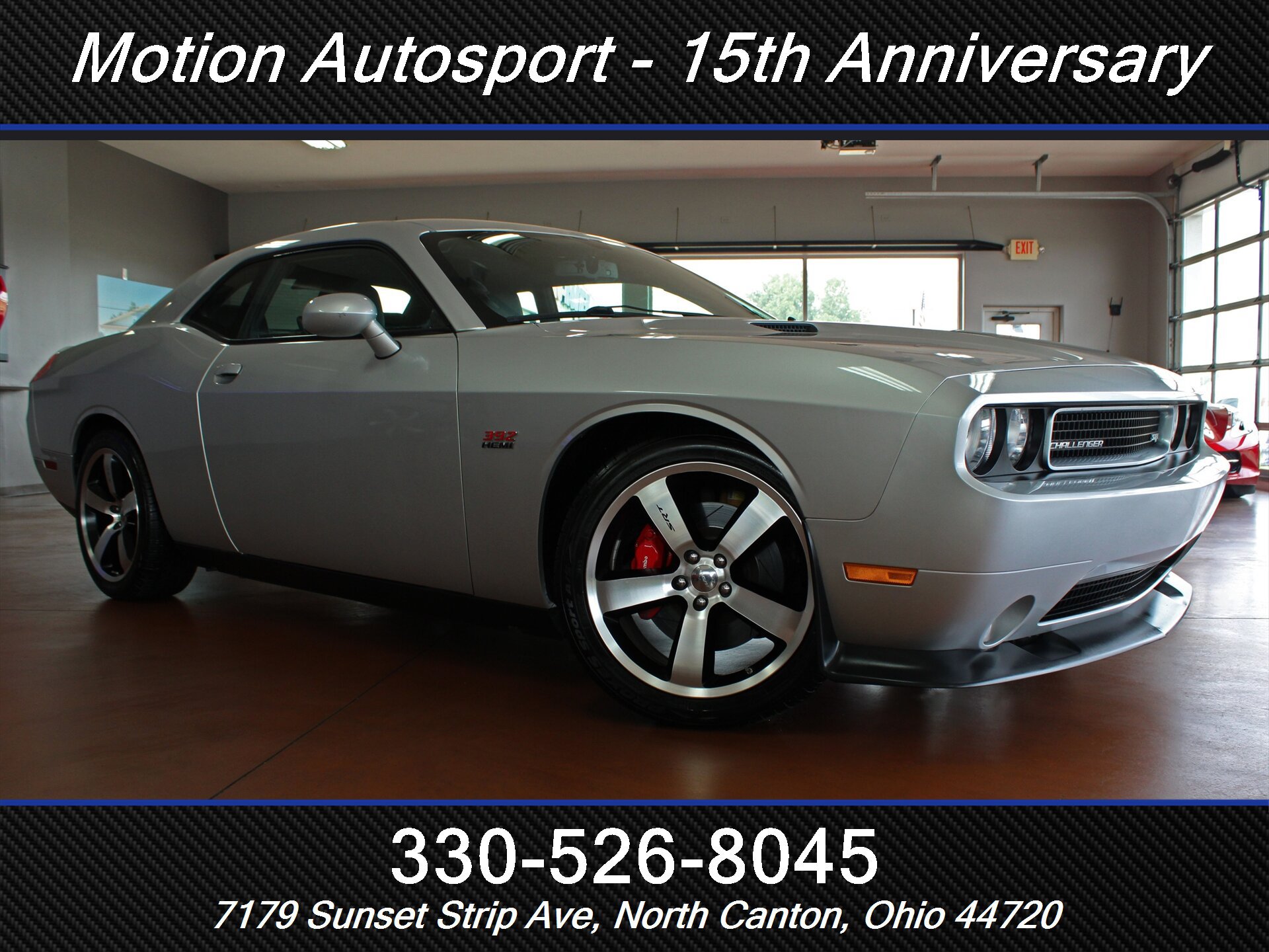 Used 2012 Dodge Challenger SRT8 RWD image 2