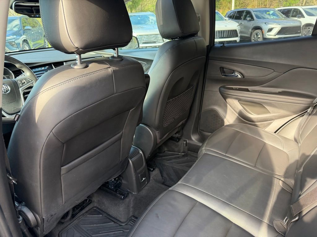 Used 2020 Buick Encore Essence w/ Experience Buick Package image 15