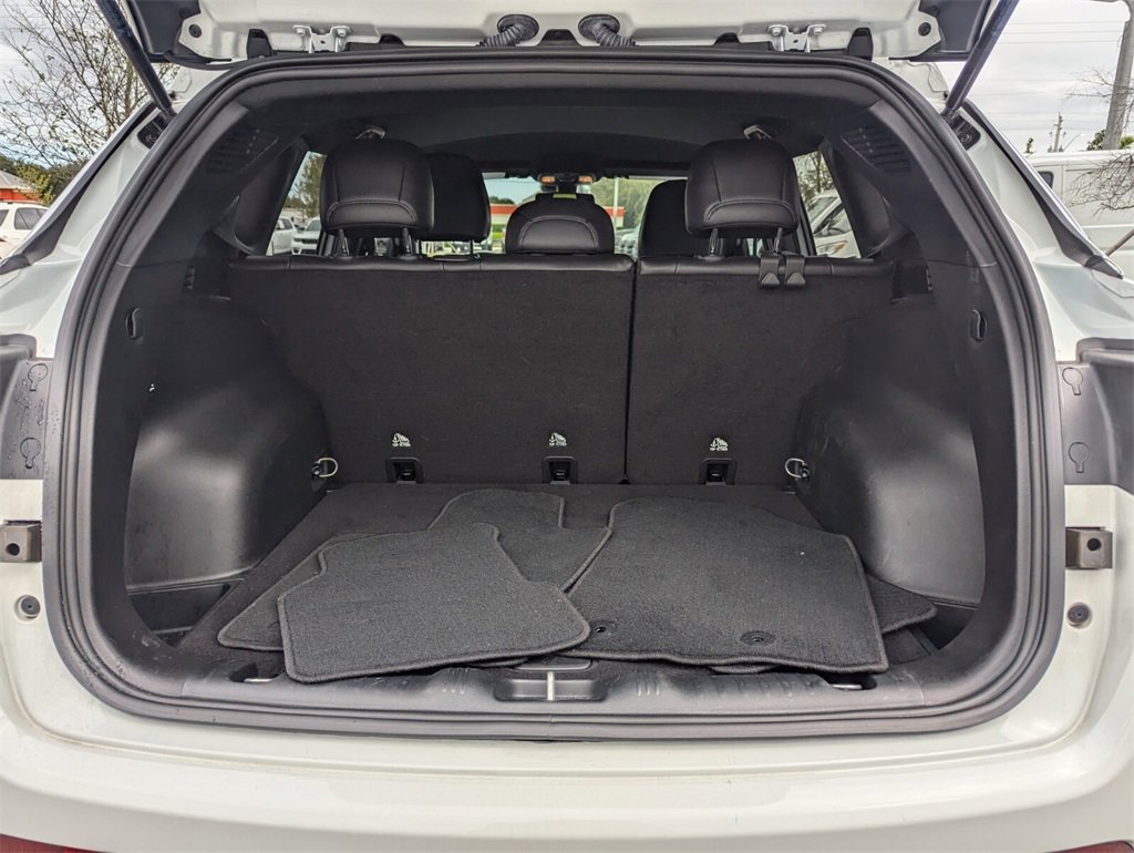 Certified 2024 Jeep Compass Latitude image 15