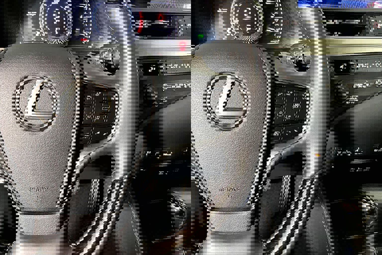 Used 2020 Lexus ES 350 w/ Premium Package image 23