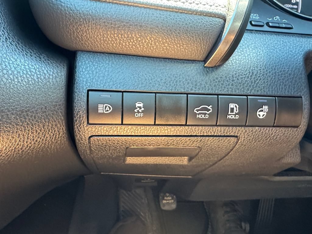Used 2024 Toyota Camry SE FWD image 15