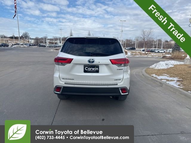 Used 2017 Toyota Highlander Limited w/ Protection Package #3 image 5