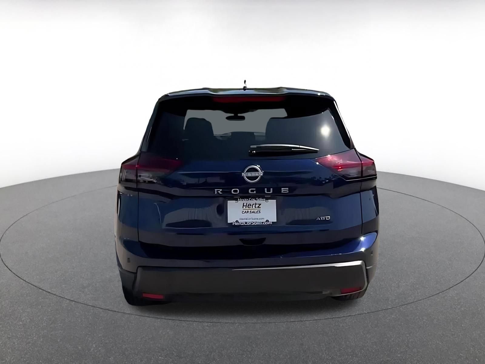 Used 2026 Nissan Rogue SV AWD/4WD image 12