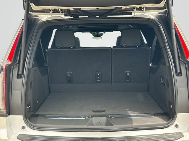Certified 2024 Cadillac Escalade ESV Sport w/ LPO, ONYX Package AWD/4WD image 19