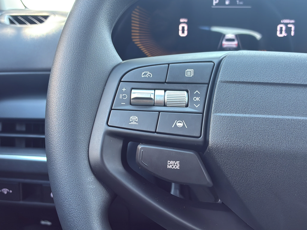 New 2026 Kia K4 FWD image 32