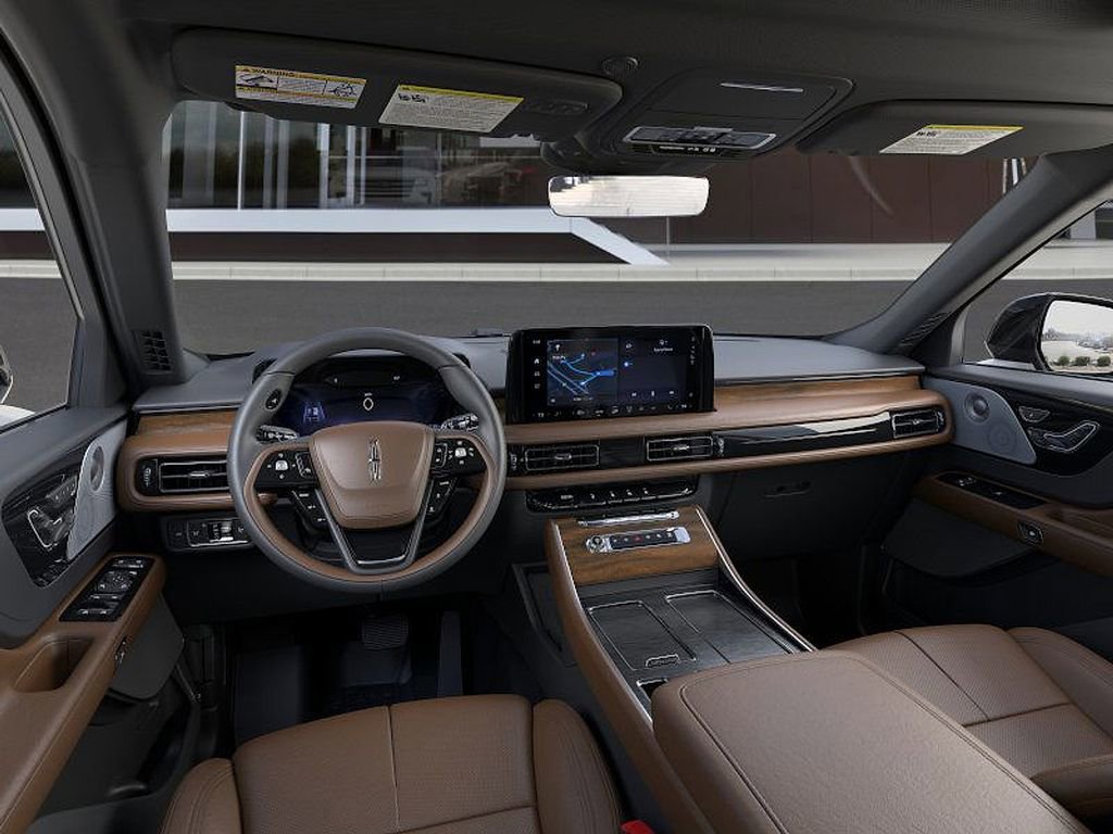 New 2026 Lincoln Aviator Reserve image 9