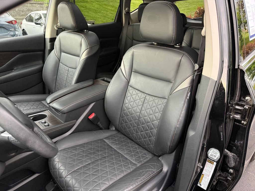 Used 2024 Nissan Murano Platinum w/ Cargo Package AWD/4WD image 17