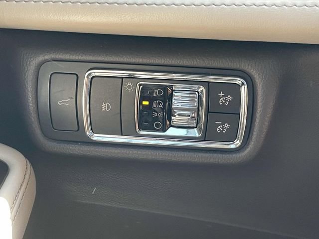 Used 2020 Lincoln Aviator Reserve RWD image 30