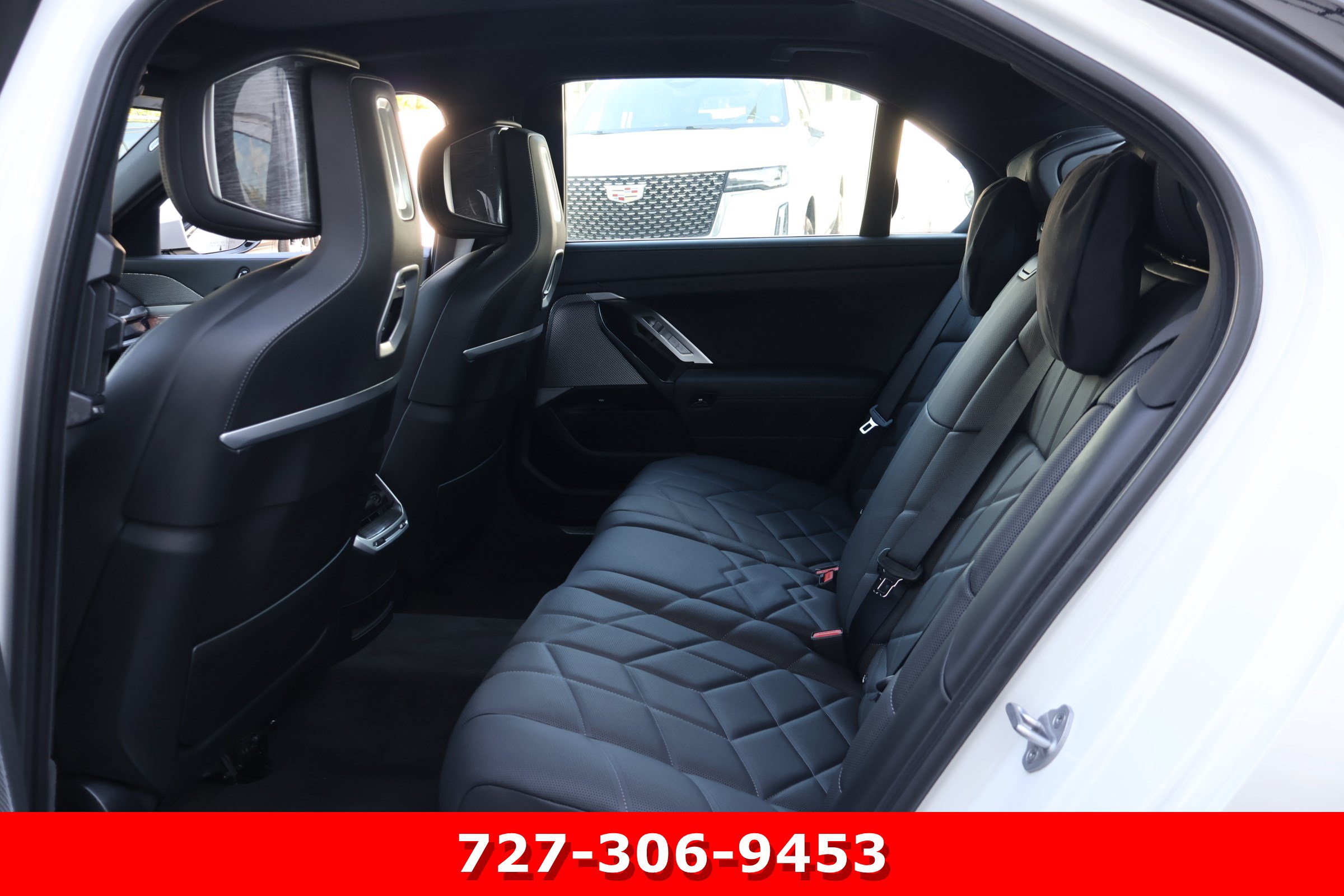Used 2026 BMW 750e xDrive w/ Luxury Rear Seating Package AWD/4WD image 17