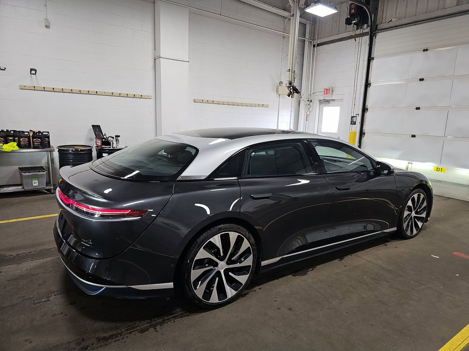 Used 2022 Lucid Air Grand Touring image 6