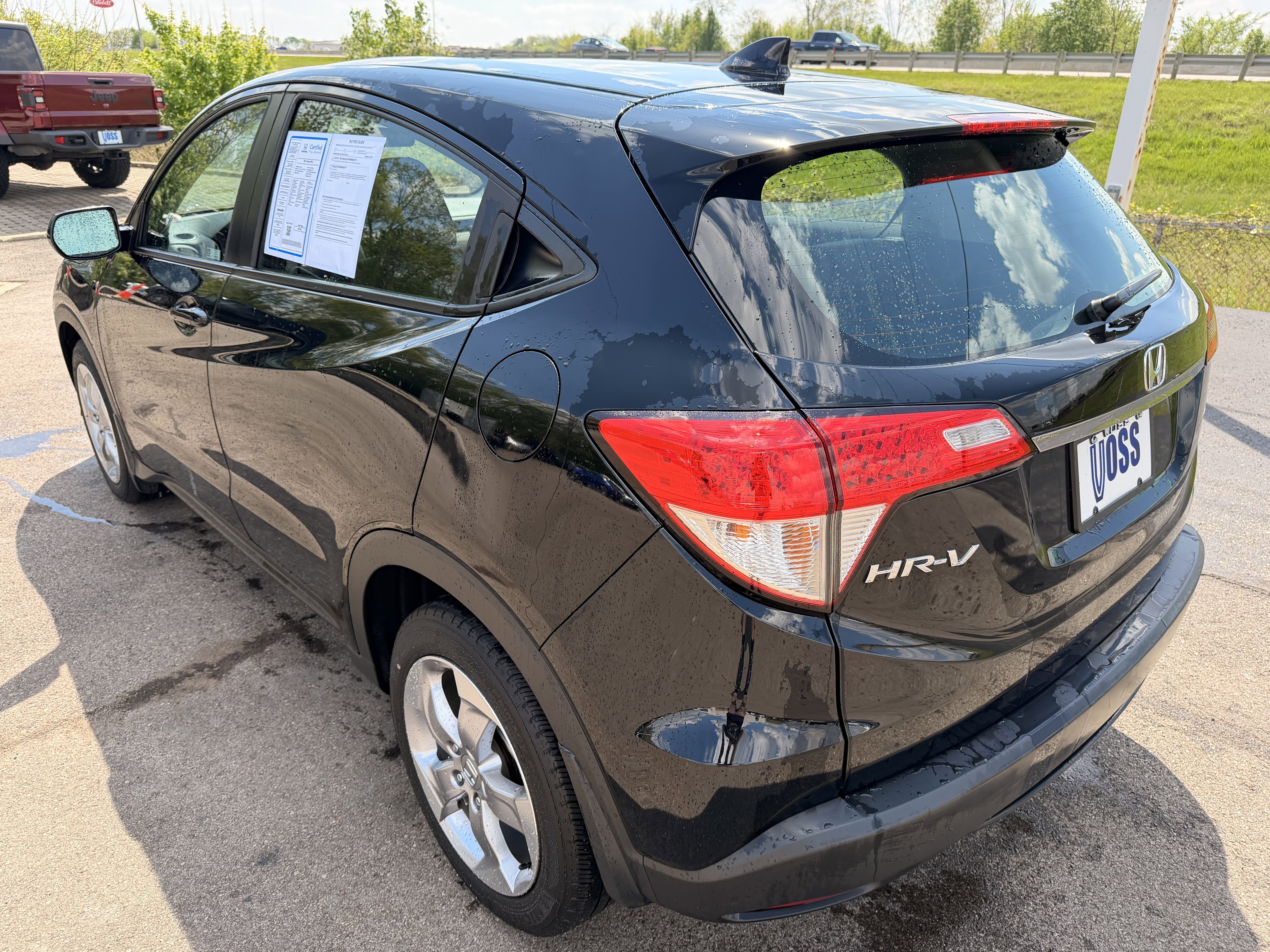 Used 2021 Honda HR-V LX image 5