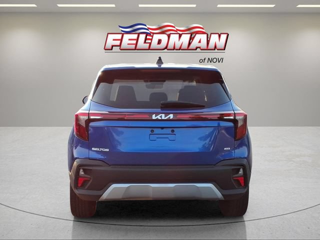 Used 2024 Kia Seltos LX AWD/4WD image 4
