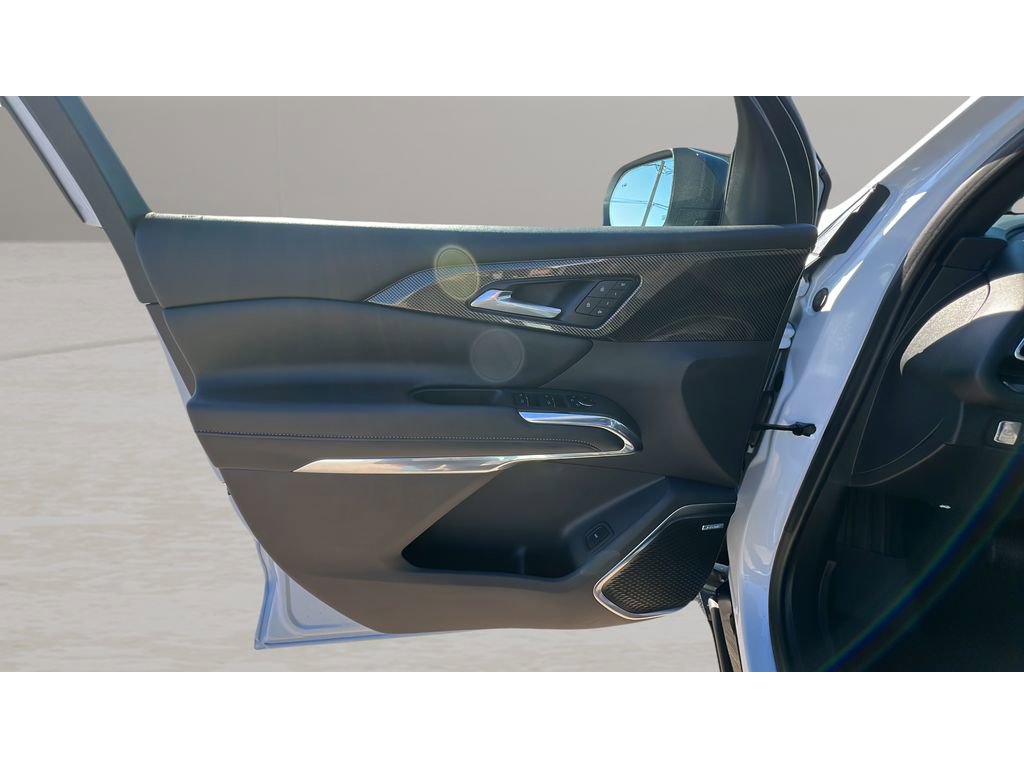 Certified 2026 Chevrolet Traverse High Country w/ LPO, Floor Liner Package image 26