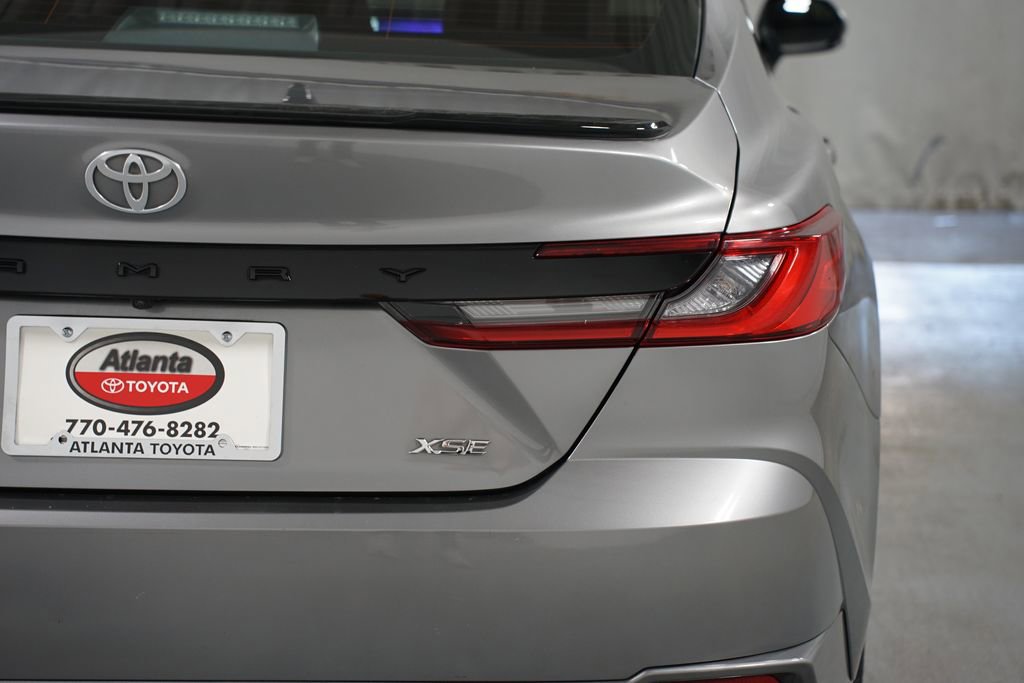 Used 2025 Toyota Camry XSE FWD image 10