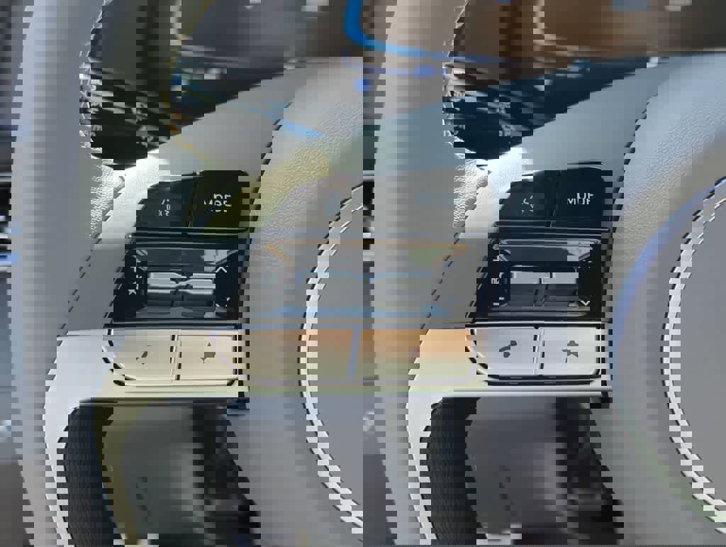 New 2026 Hyundai Elantra Sport FWD image 24