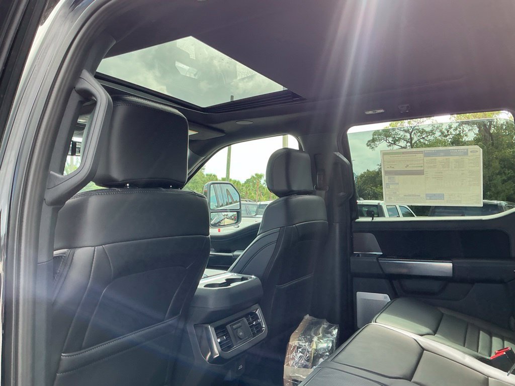 New 2027 Ford F250 Platinum w/ Tremor Off-Road Package AWD/4WD image 27
