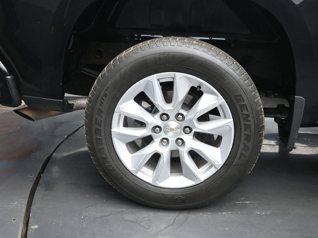 Used 2024 Chevrolet Silverado 1500 Custom image 9
