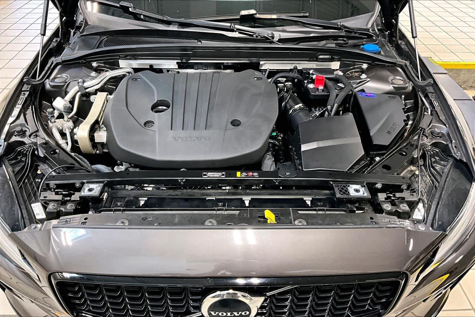 Used 2024 Volvo S60 B5 Plus AWD/4WD image 29