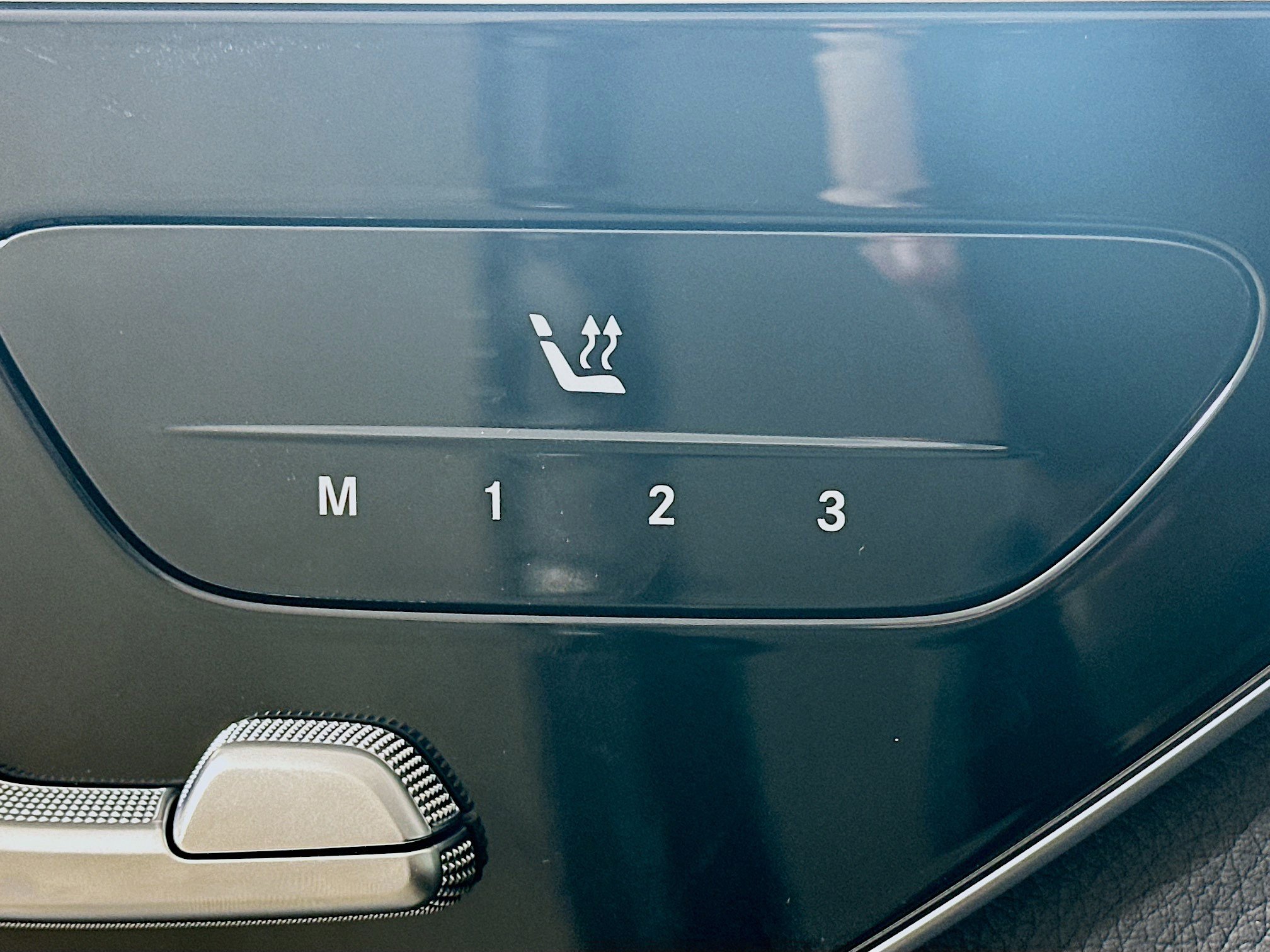 Certified 2025 Mercedes-Benz C 300 4MATIC Sedan image 25