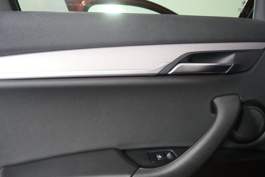 Certified 2023 BMW X2 sDrive28i w/ M Sport Package image 13