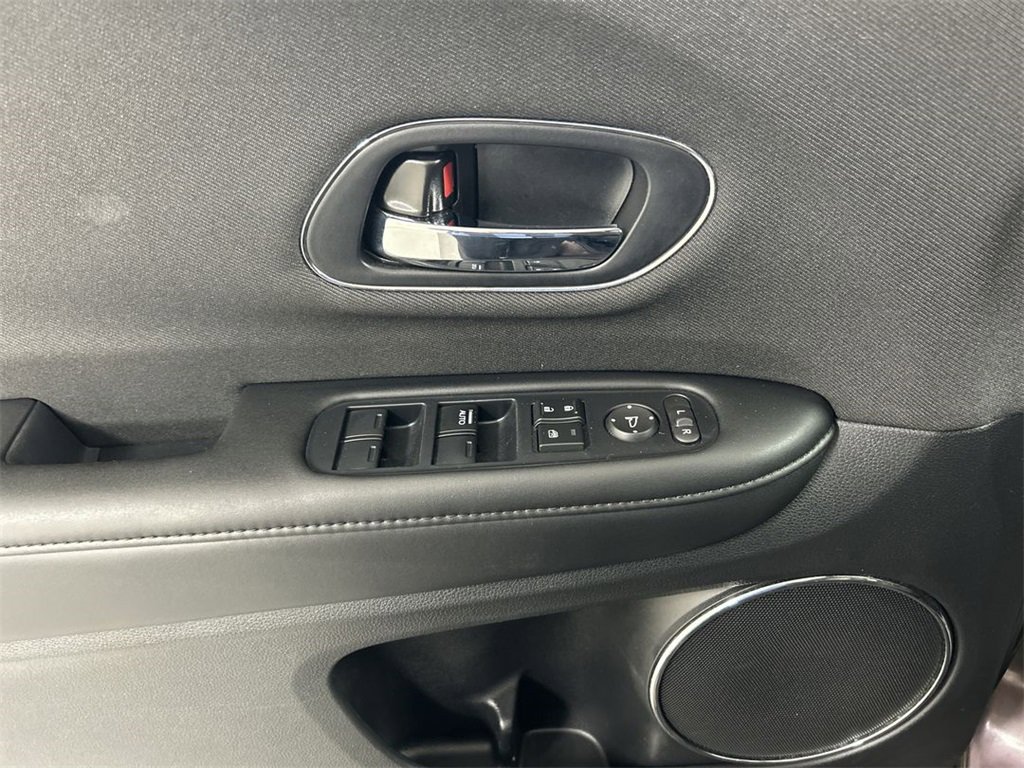 Used 2022 Honda HR-V EX image 13