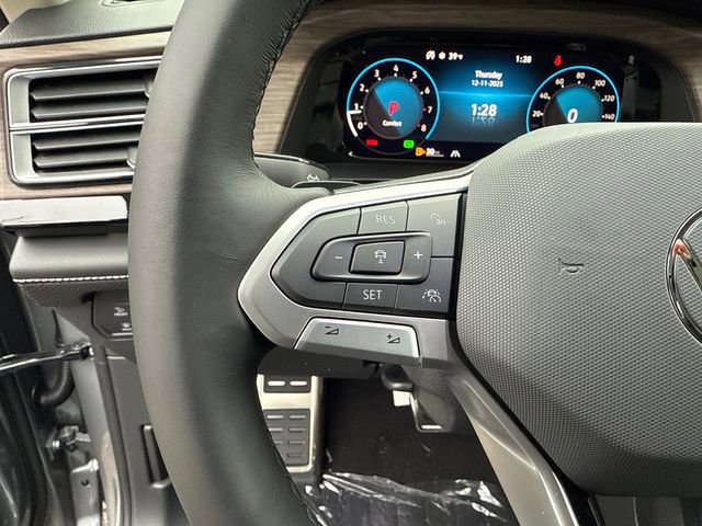 New 2026 Volkswagen Atlas SEL Premium R-Line image 12