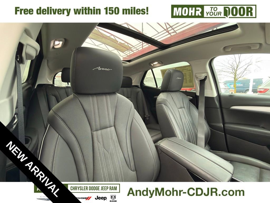 Used 2024 Buick Envision Avenir image 38