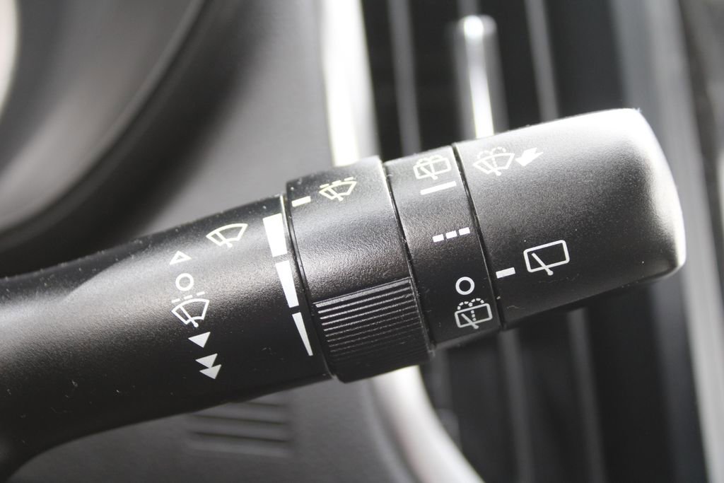 Used 2020 Subaru Forester Premium image 34