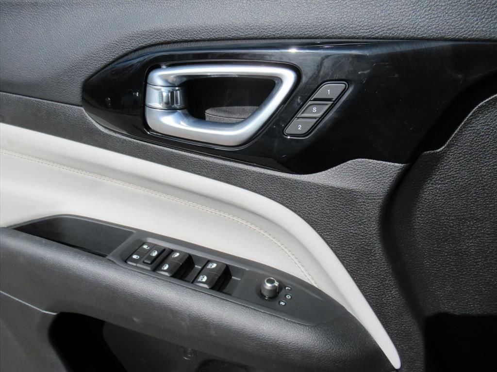 Used 2024 Jeep Compass Limited w/ Elite Group image 18