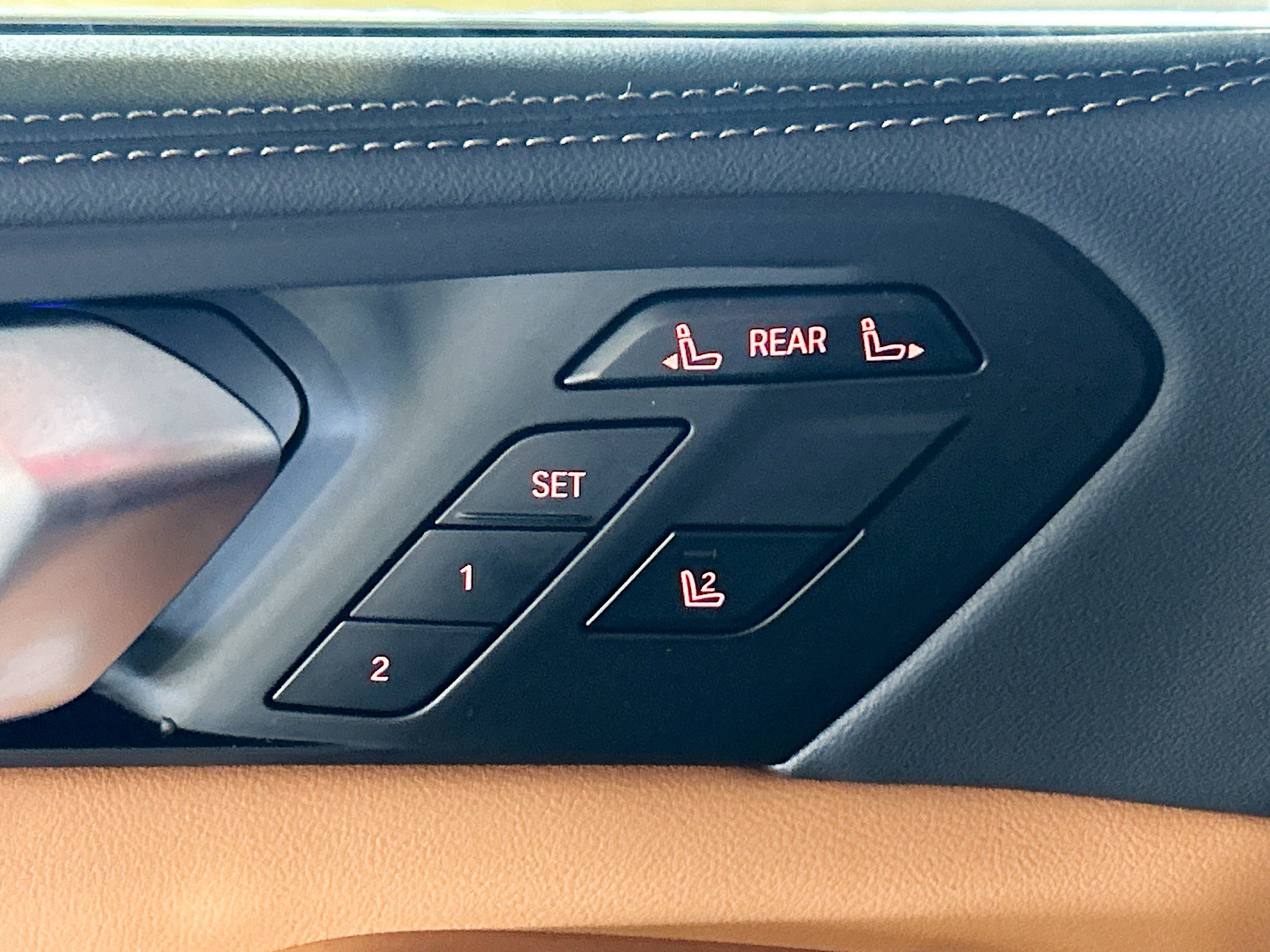 Used 2026 BMW X7 xDrive40i w/ Dynamic Handling Package image 18