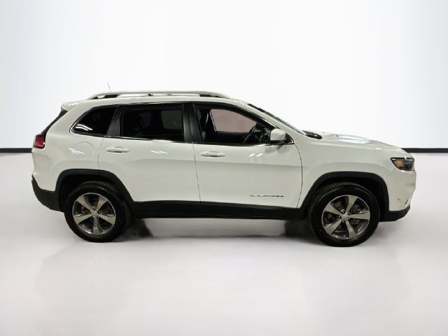 Used 2020 Jeep Cherokee Limited w/ Technology Group AWD/4WD image 8