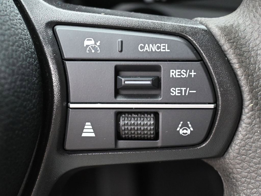 Used 2023 Honda Accord EX image 17